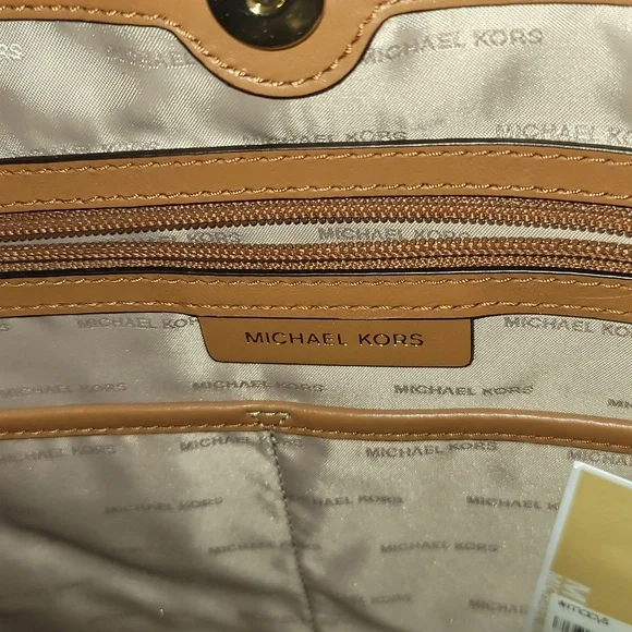 NWT Michael kors monogram  bag - Picture 4 of 5